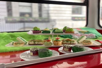 Grinchmas afternoon tea a tema Grinch