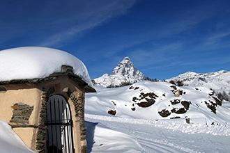 Torgnon d'inverno, vista Cervino 