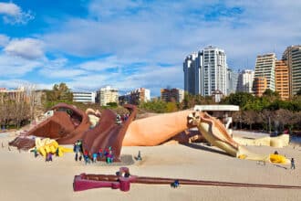 Parco Gulliver Valencia, il gigante con i giochi per i bambini