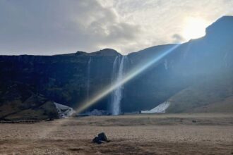 cascata di Seljalandsfoss