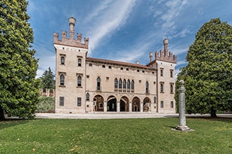 Ville Venete, Castello di Thiene