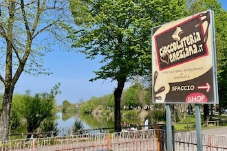 Cioccolateria Veneziana a Chiesanuova lungo la Piave Vecchia