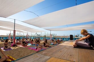 Yoga per bambini al Bibione Olistic Festival