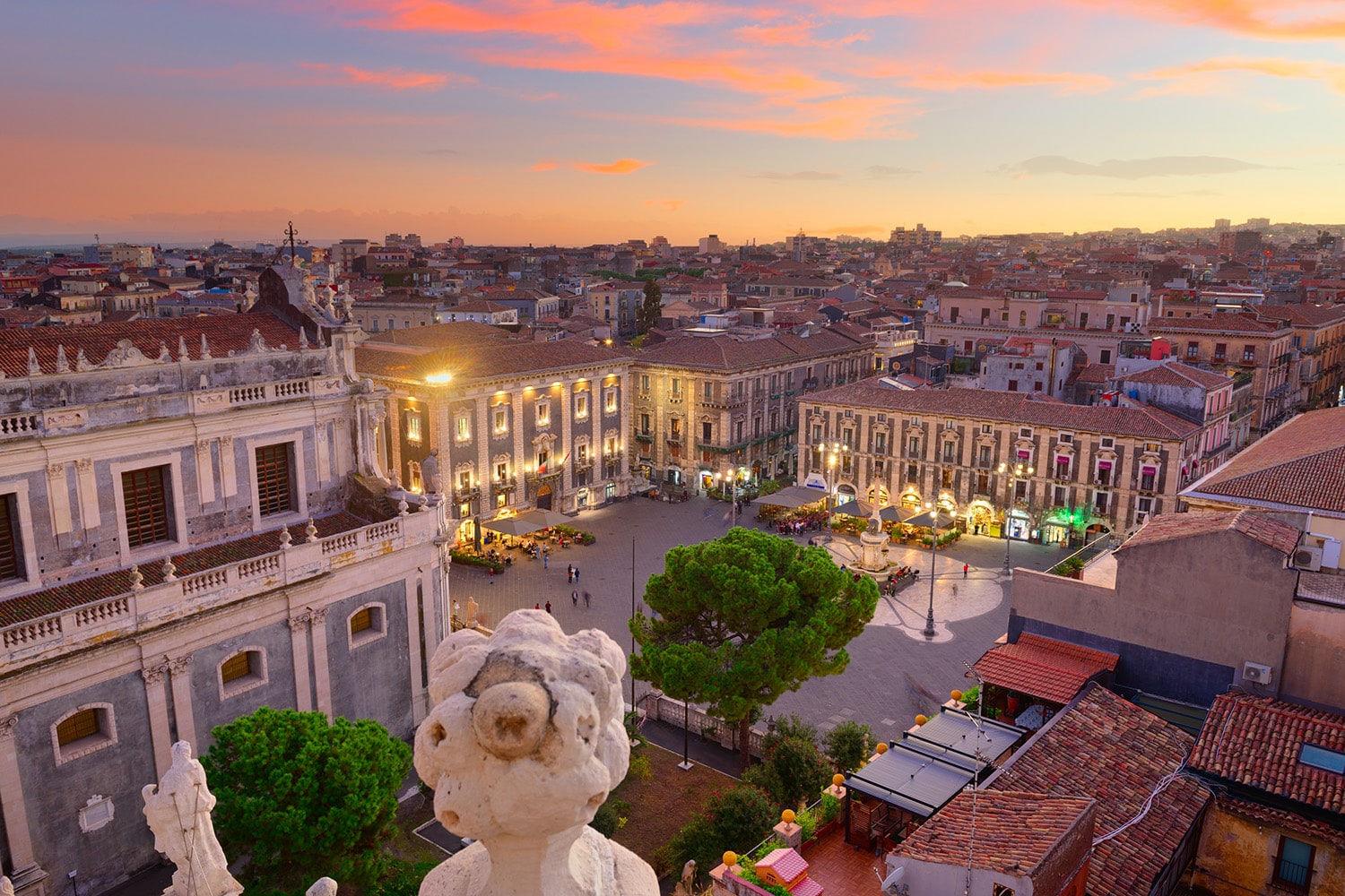 Catania al tramonto