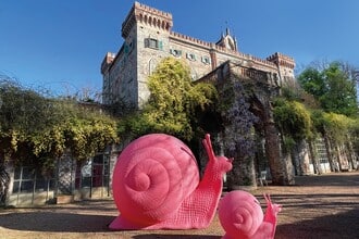 Mostra di Cracking Art al Castello di Montecavallo, nel biellese