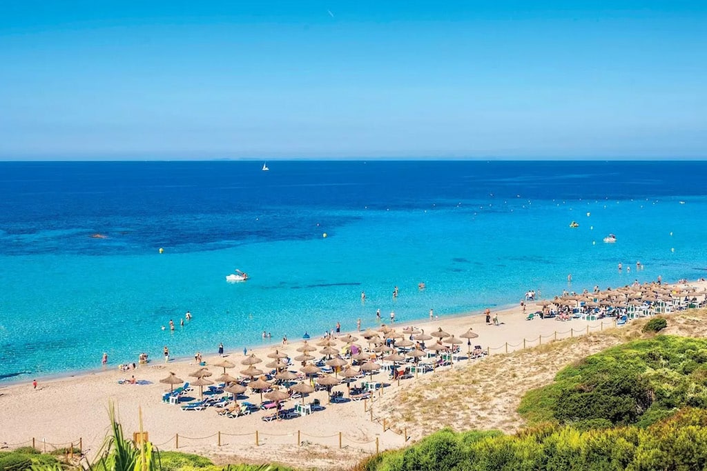 Veraclub Menorca villaggio per bambini a Minorca, mare e spiaggia attrezzata