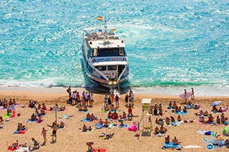 Santa Susanna in Spagna, spiaggia e nave