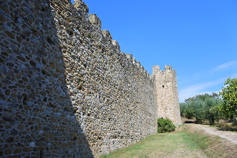 Lago Trasimeno con i bambini, Isola Polvese, castello