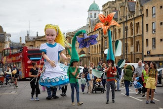 Oxford_Alice'sday_phTheStoryMuseum