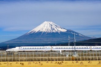 Giappone_treno_phDepositphotos_sepavone