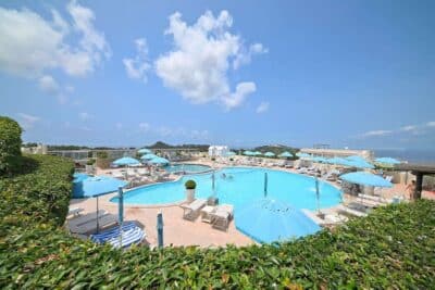 Michelangelo Family & Spa Resort a Ischia per famiglie, piscina esterna panoramica