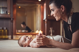 Cavallino Bianco Ortisei, baby massaggio