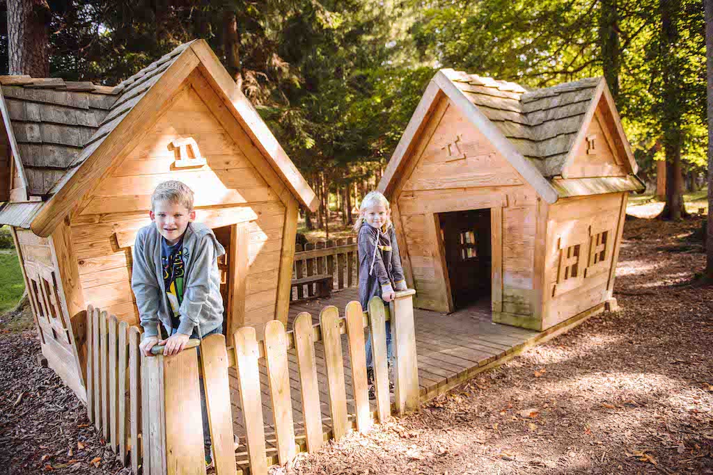 Terme Zrece, Slovenia, parco giochi per bimbi in autunno