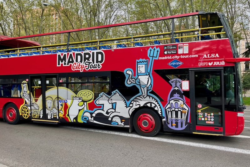 Madrid con bambini: il giro in bus turistico