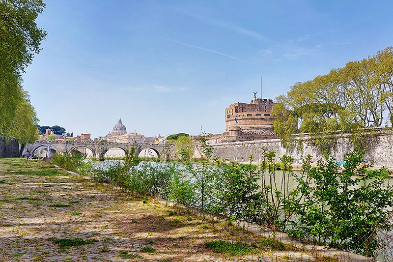 Roma con bambini, Lungo Tevere