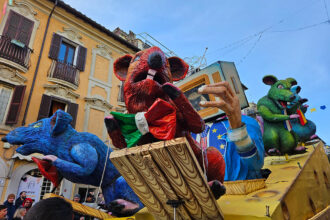 Carnevale di Ronciglione, carri