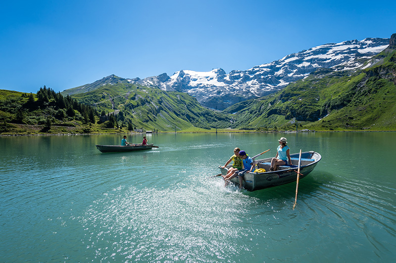 Boats sul lago Trubsee, Titlis