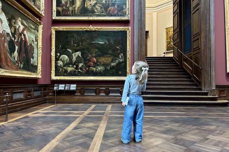 Dresda_pinacoteca_bambina_phGrottoM