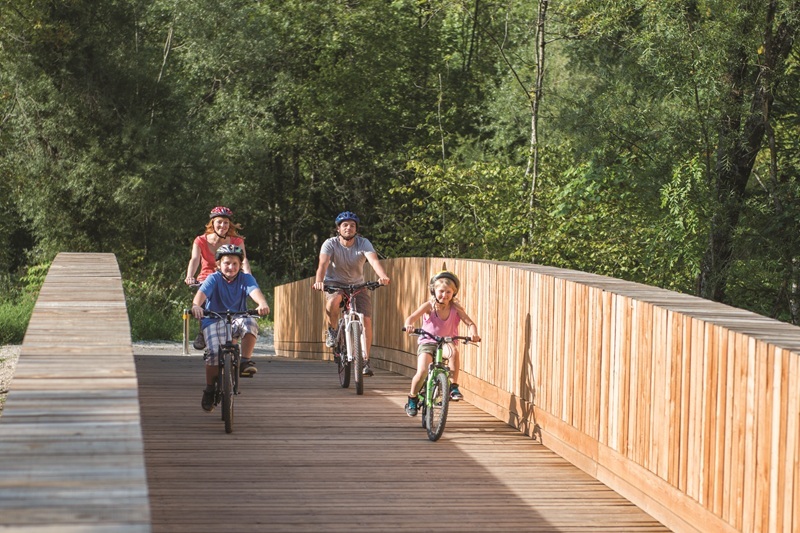 Lago di Bohinj, escursioni in bicicletta per tutta la famiglia 