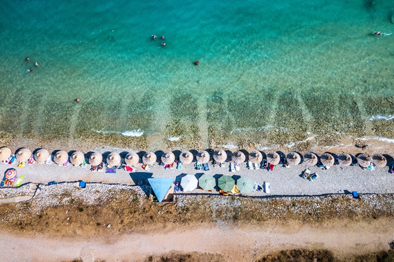 La spiaggia di Baska Isola di Krk in Craozia: la spiaggia di Baska