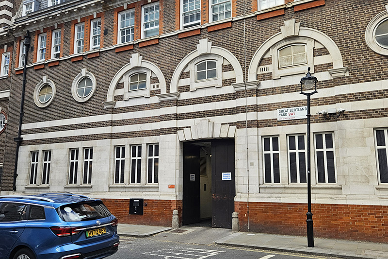 Tour Harry Potter a Londra, Scotland Yard