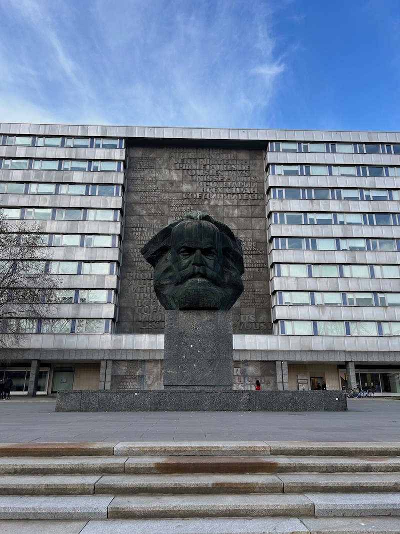 Chemnitz_testa_KarlMarx1_phGrottoM