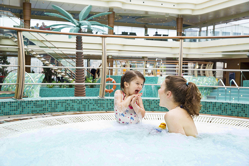 MSC Crociere, piscine