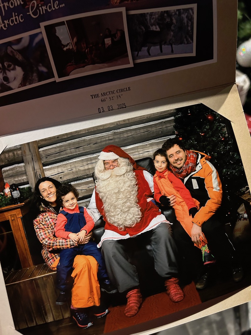 Rovaniemi_BabboNatale_ChristmasHouse_phGrottoM
