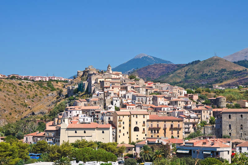 Scalea_vistapanoramica_iStock-milla1974