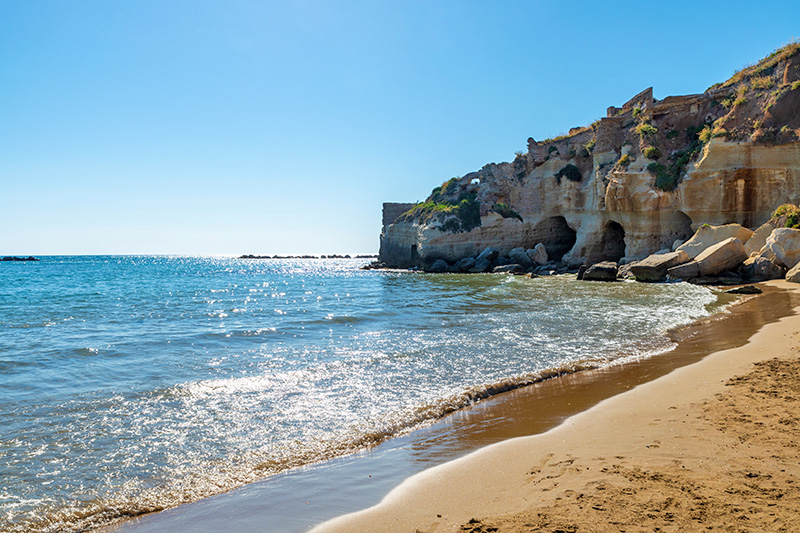 Anzio, spiaggia delle Grotte di Nerone
