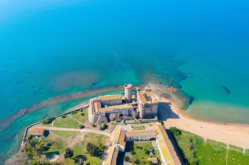 Castello di Santa Severa e spiaggia, Lazio