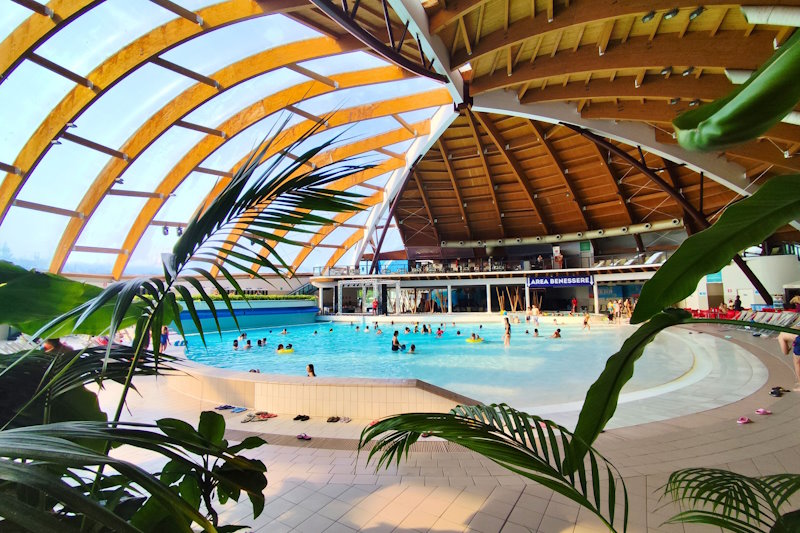 Acquaworld piscina indoor