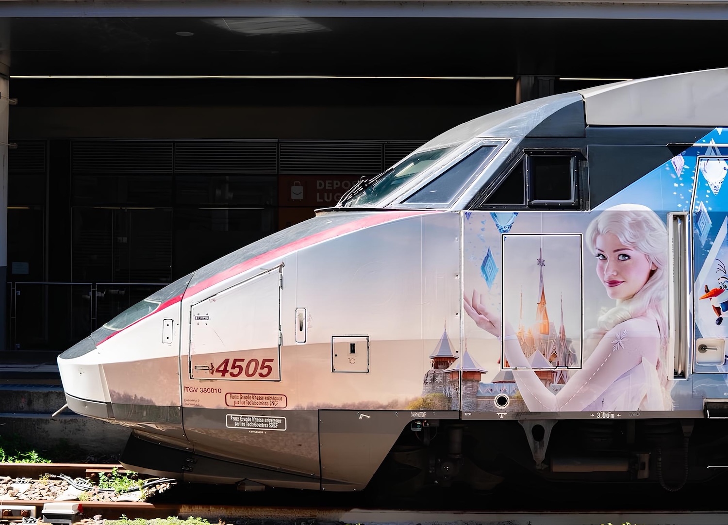 TGV a tema Frozen per Disneyland Paris