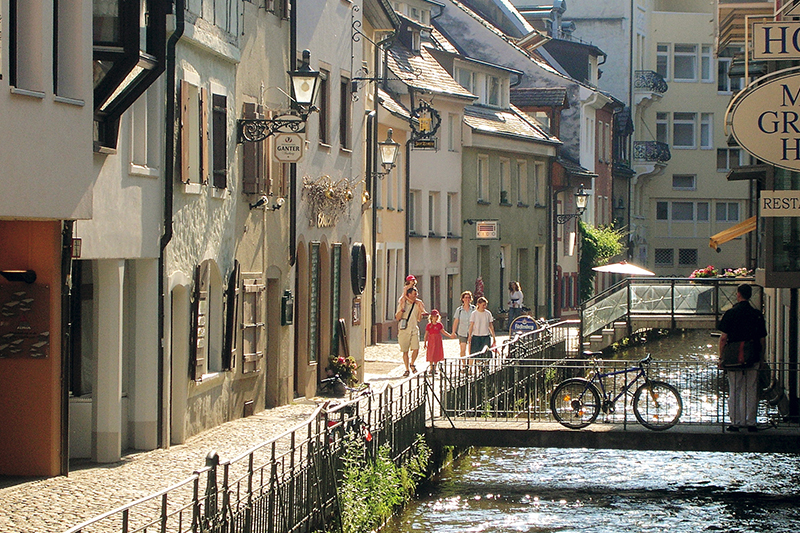 Lungo fiume, Friburgo © FWTM