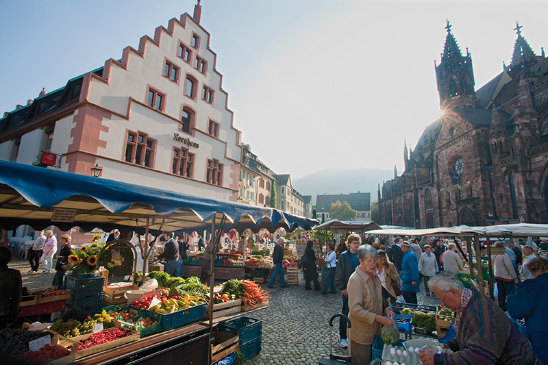 Muensterplatz, piazza del mercato Friburgo © FWTM