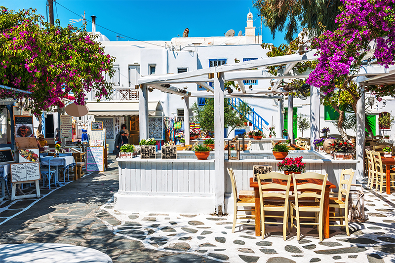 Tipica taverna greca nel centro storico di Mykonos