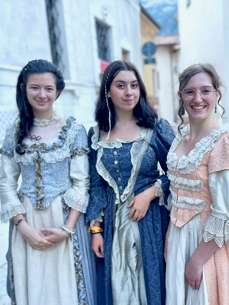 Evento Ala città di Velluto, costumi tipici