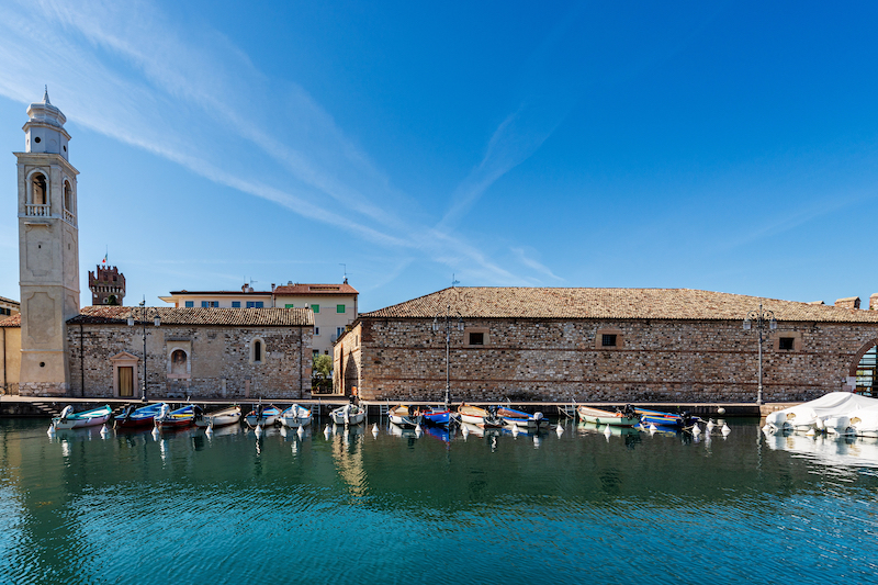 Chiesa di San Nicolò e Dogana Veneta a Lazise