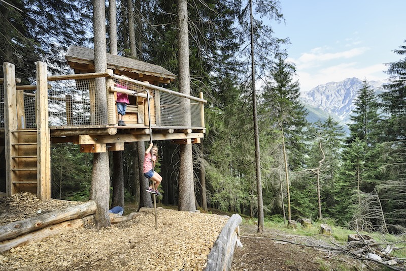 Stubai Baumhausweg: il Sentiero delle case sugli alberi ph. TVB Stubai Tirol - AndreSchoenherr