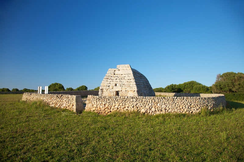 Monumento preistorico di Naveta des Tudons, Minorca