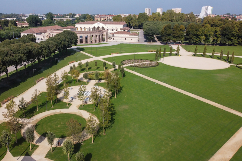 Parco di palazzo te a mantova
