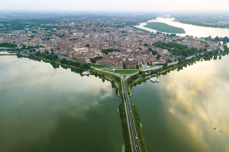 mantova drone dall'alto