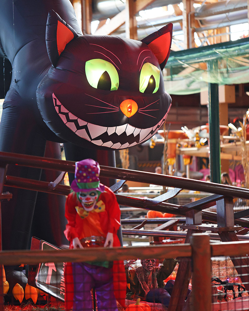 Luna farm, allestimento a tema Halloween