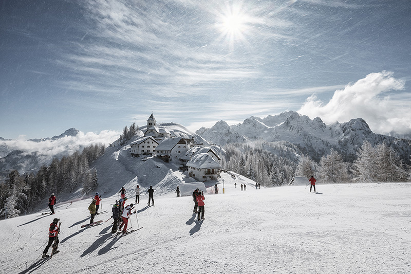 Monte Lussari in inverno con la neve