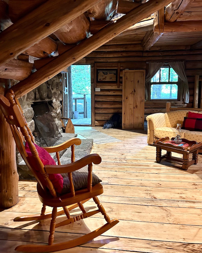 sedia a dondolo interno chalet