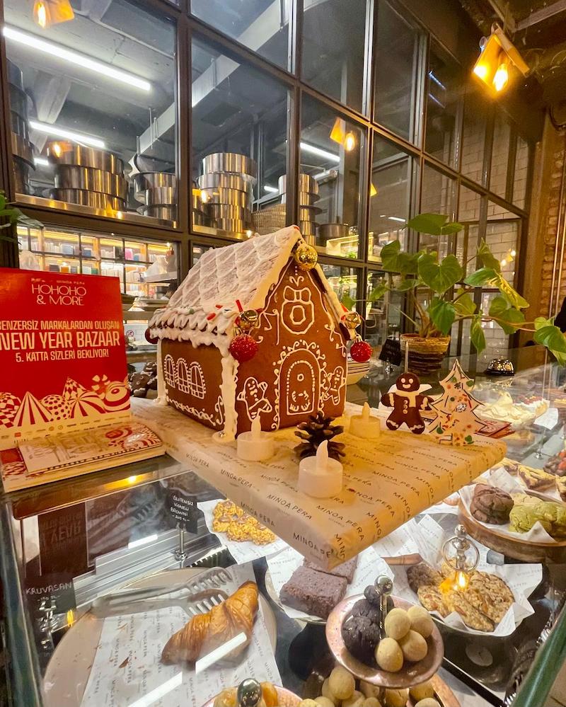 dolci caffetteria libreria minoa pera