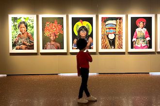 mostra mittermeier bambina e foto