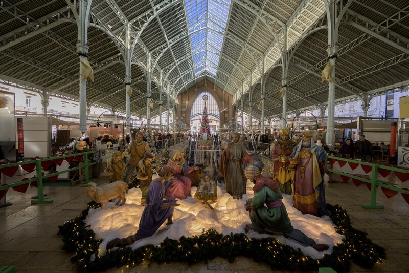 Valencia a Natale: Mercado de Colón