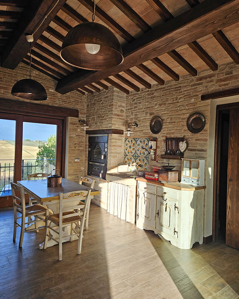 Cantine Etiche, Cucina per cooking class a Tenuta dei Mori