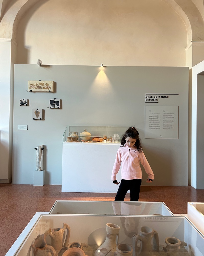 museo delta antico bambina e reperti